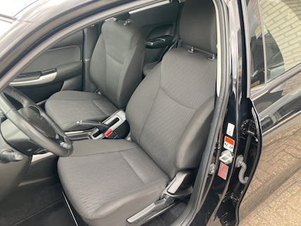 Suzuki-Baleno