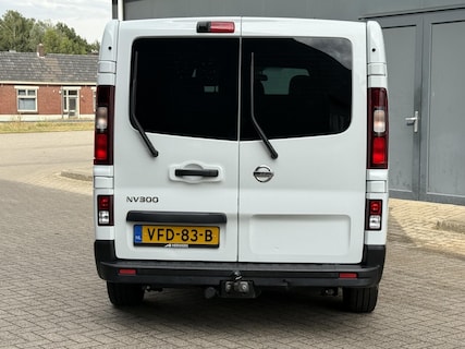 Nissan-NV300