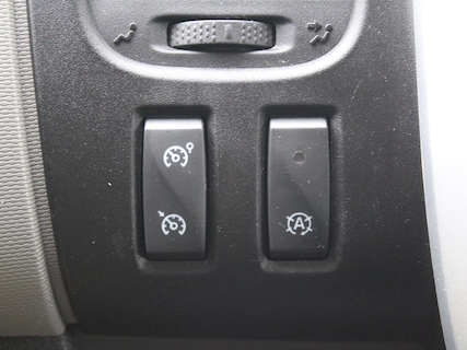 Nissan-NV300