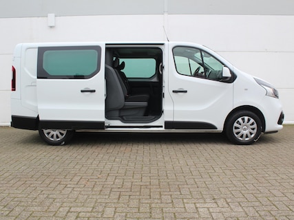 Nissan-NV300