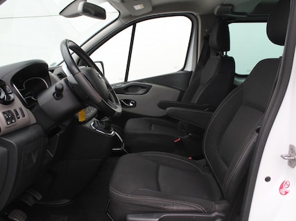 Nissan-NV300