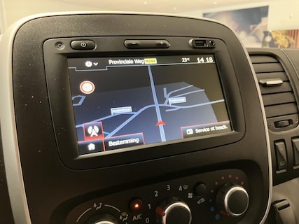 Nissan-NV300