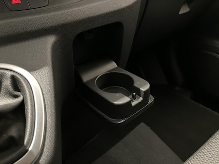 Nissan-NV300