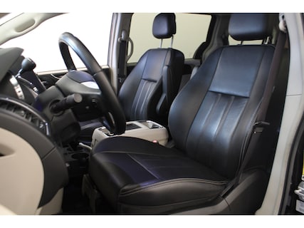 Chrysler-Town & Country