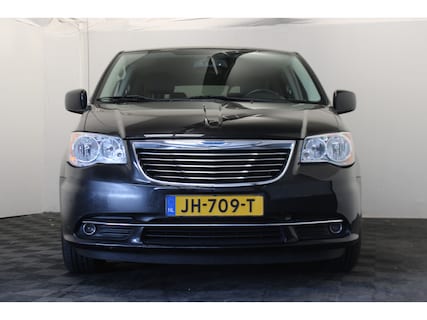 Chrysler-Town & Country