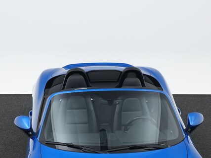 Porsche-718 Boxster