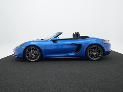 Porsche-718 Boxster