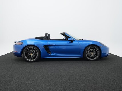 Porsche-718 Boxster