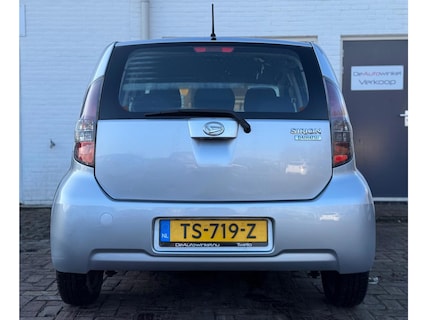 Daihatsu-Sirion