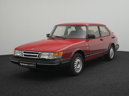 Saab-900