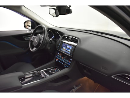 Jaguar-F-Pace