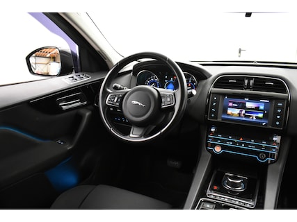 Jaguar-F-Pace