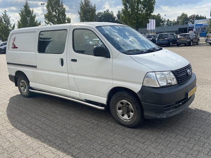 Toyota-HiAce
