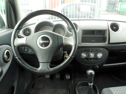 Daihatsu-Trevis