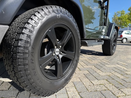 Jeep-Wrangler