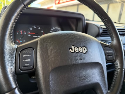 Jeep-Wrangler