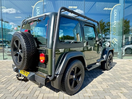 Jeep-Wrangler