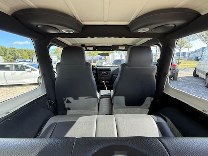 Jeep-Wrangler