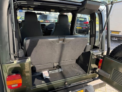 Jeep-Wrangler
