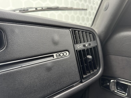 Saab-900