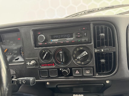 Saab-900