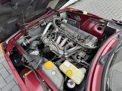 Saab-900