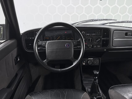 Saab-900