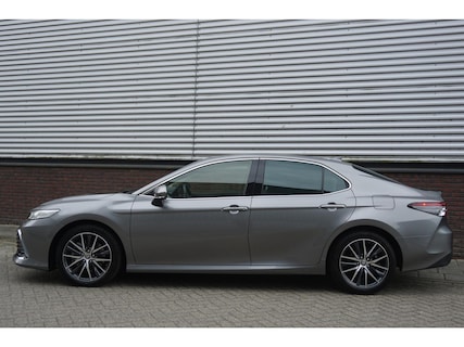 Toyota-Camry