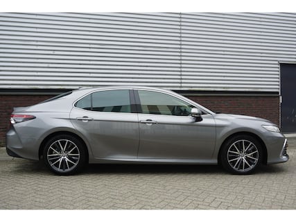Toyota-Camry