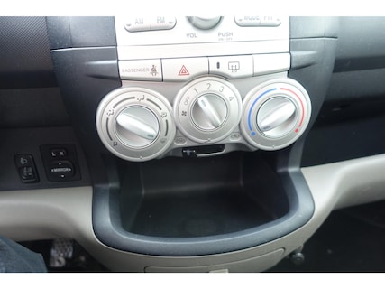 Daihatsu-Sirion