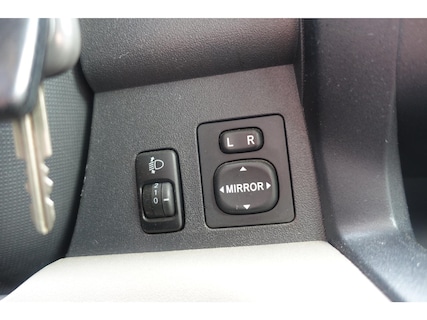 Daihatsu-Sirion