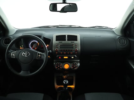 Toyota-Urban Cruiser