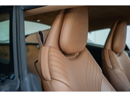 Aston Martin-DB11