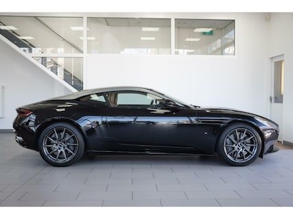 Aston Martin-DB11