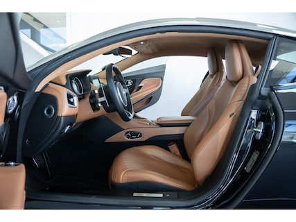 Aston Martin-DB11
