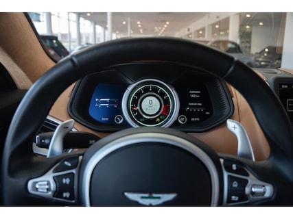 Aston Martin-DB11