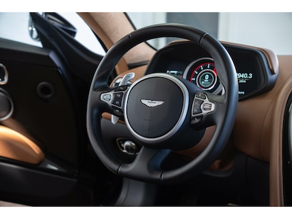 Aston Martin-DB11