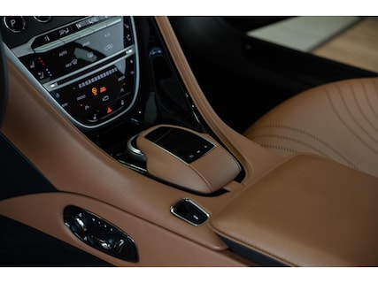 Aston Martin-DB11