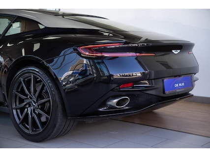 Aston Martin-DB11