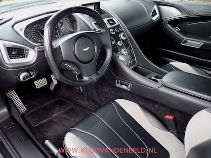 Aston Martin-Vanquish
