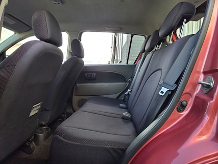 Daihatsu-Sirion