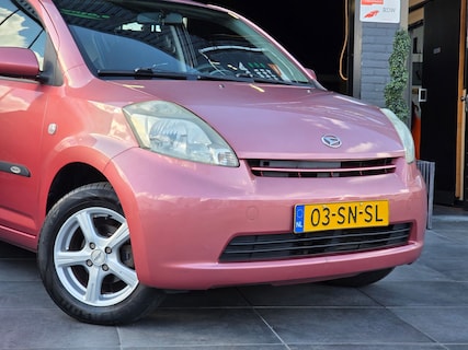 Daihatsu-Sirion