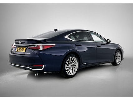 Lexus-ES