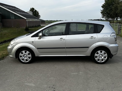 Toyota-Corolla Verso