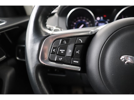 Jaguar-F-Pace