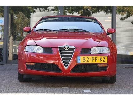Alfa Romeo-GT