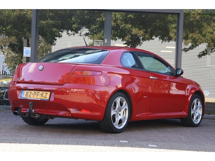 Alfa Romeo-GT