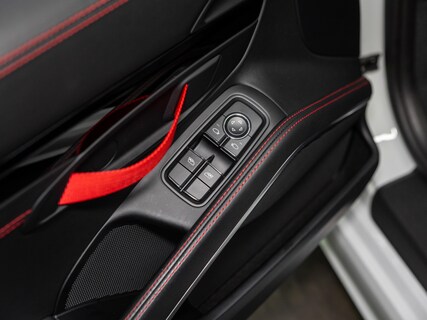 Porsche-718 Boxster