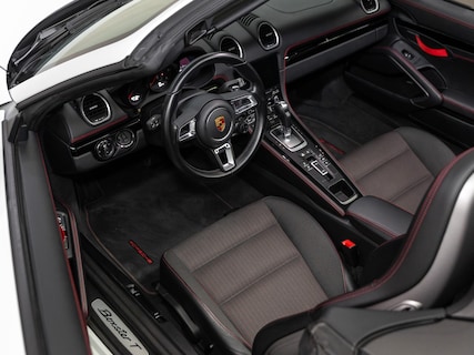 Porsche-718 Boxster