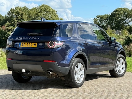 Land Rover-Discovery Sport